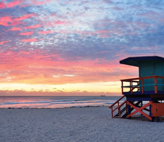 Miami South Beach sunrise with lifeguard tower