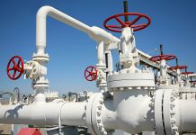 Pipeline and shutoff valves