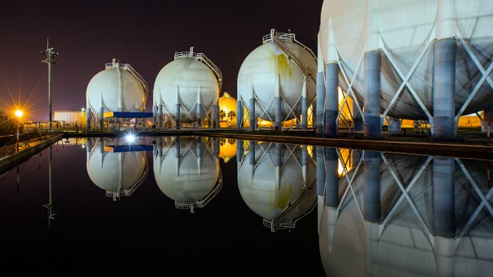 Natural gas storage tanks